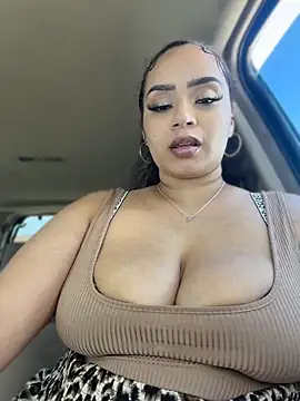 CarmelaAnthony Live Webcam on Stripchat