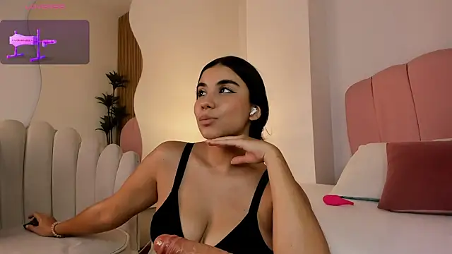 Mara_Betancurt webcam