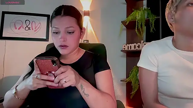 MarcellaGriffin webcam