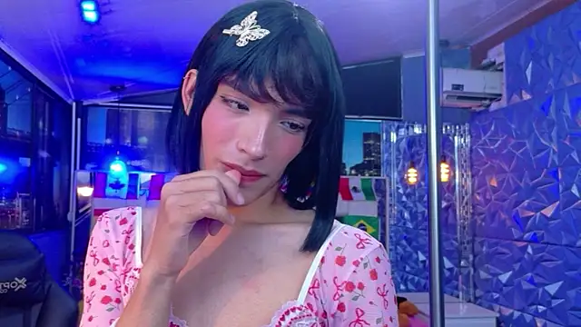 aleccianova (M twink) - flash cock