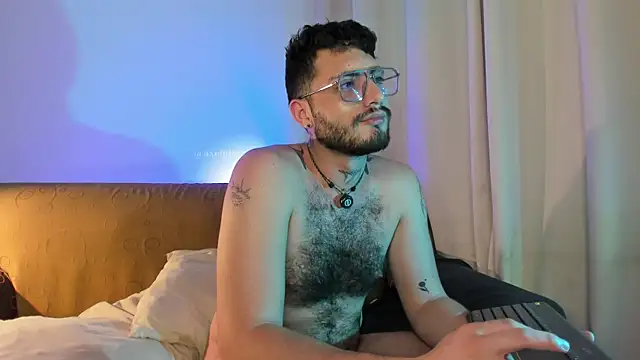 axel_giracr webcam