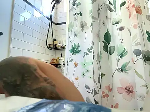UtopianMisfit1 webcam