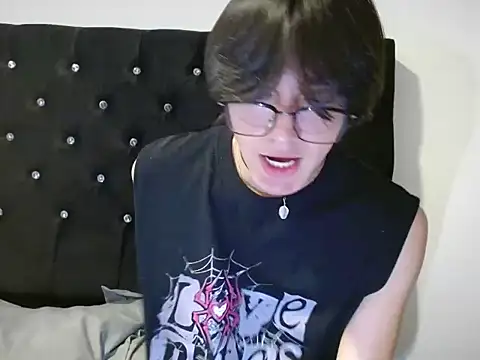 Matti_Mendez_ live cam on StripChat