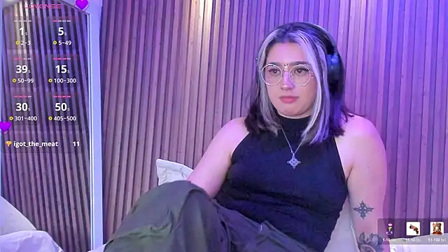 GabyRose9 webcam