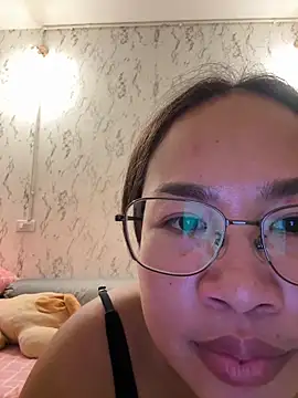 Ponthip webcam