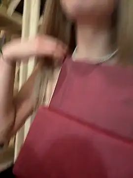 blonde_exe webcam