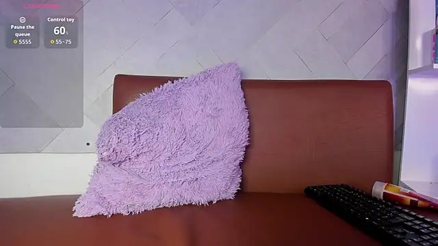 choco_dick_ live cam on StripChat