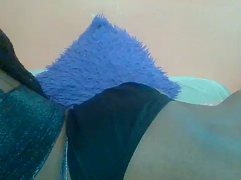 Daddysexyslut live cam on StripChat