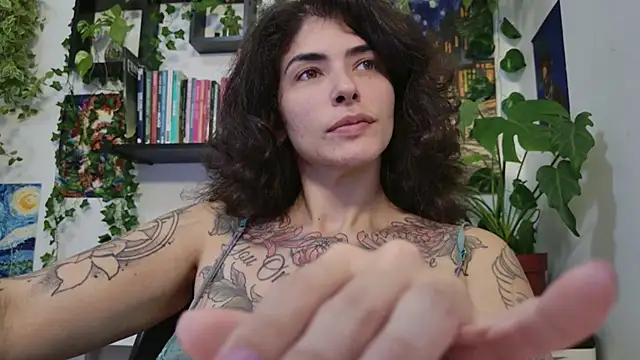 Watch TaliMajesty live on EroticFlix - High definition streams