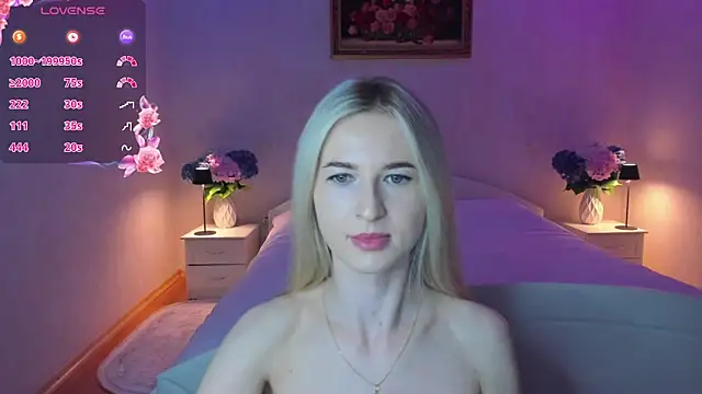 Julie_Blaze webcam