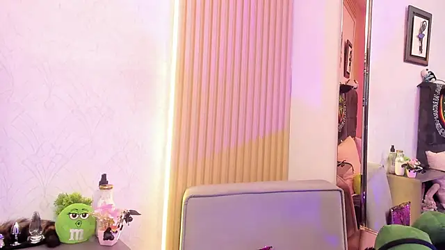 MeowMota_ webcam