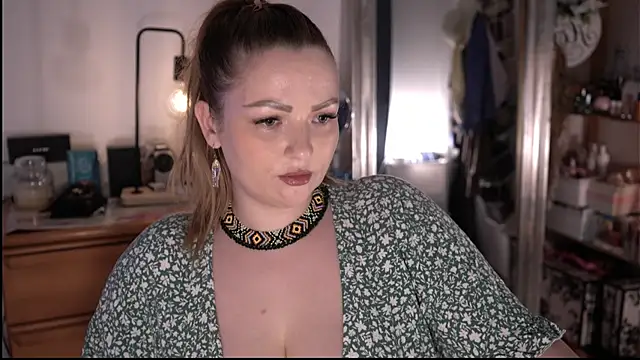 marrygrayes live cam on StripChat