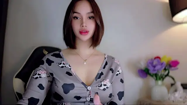 Anna_HollyDoll's room