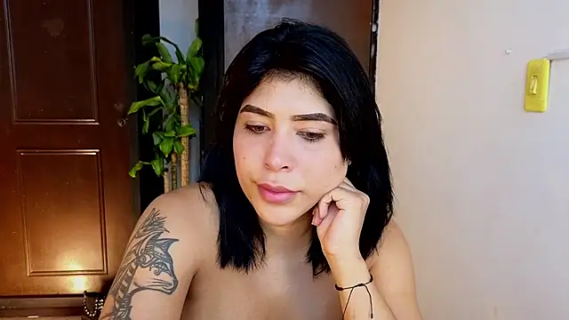 dahiana_marin live cam on StripChat