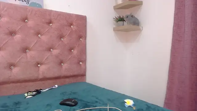 Elizabet_Davies live cam on StripChat