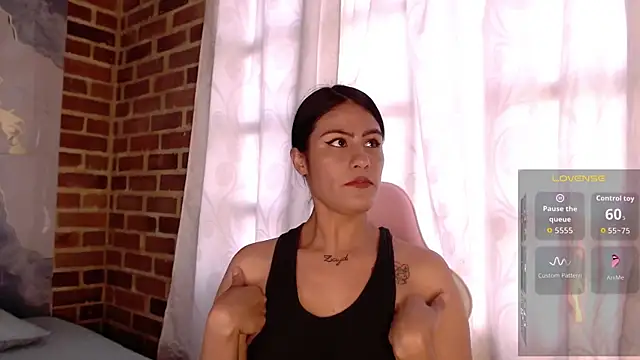 Watch ailyngg live on EroticFlix - High definition streams