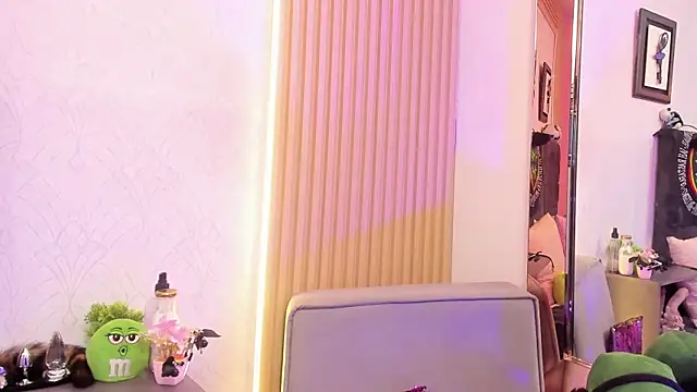 MeowMota_ webcam