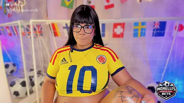 Watch Nicolemorelli2 live on EroticFlix - High definition streams