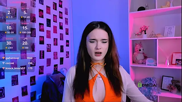 liana_kisses (F teen) - handbra