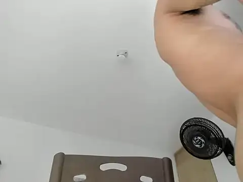 gilbermxx - GilberMxx's free webcam - UK Sex Cams