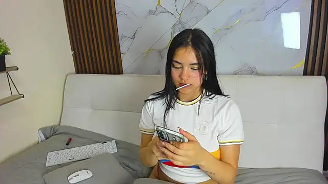 Zoe_Queens