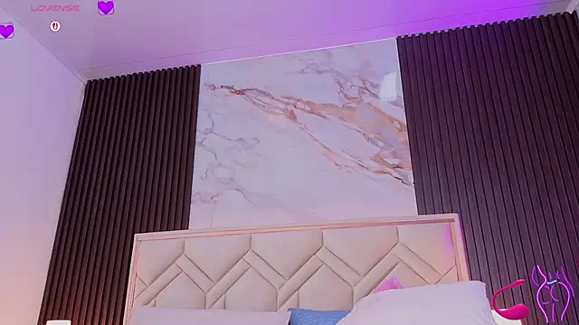 miaafarrel (F teen) - Oil & Slow Twerk 🍑💦😈