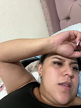 katleya_lewiis webcam