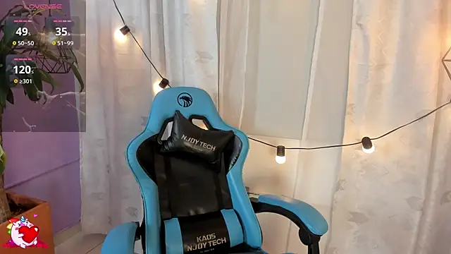 Lia_little18 webcam