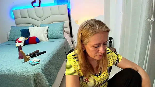 Naty_Stone webcam