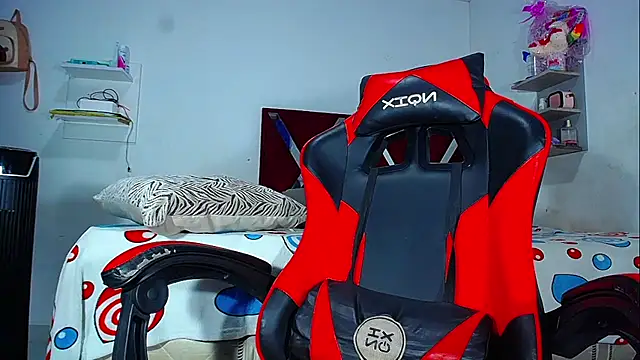 DanisaBrown webcam