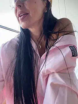 Watch caritoo21 live on EroticFlix - High definition streams