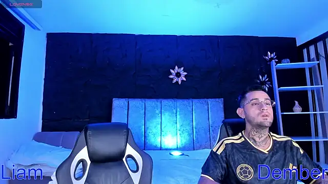 LiamDeep webcam