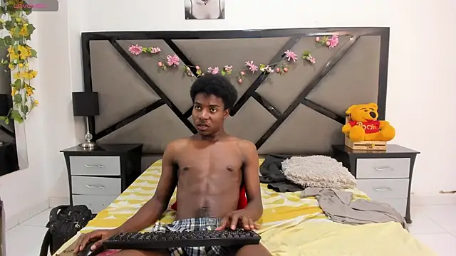 NoahJhonson69 webcam