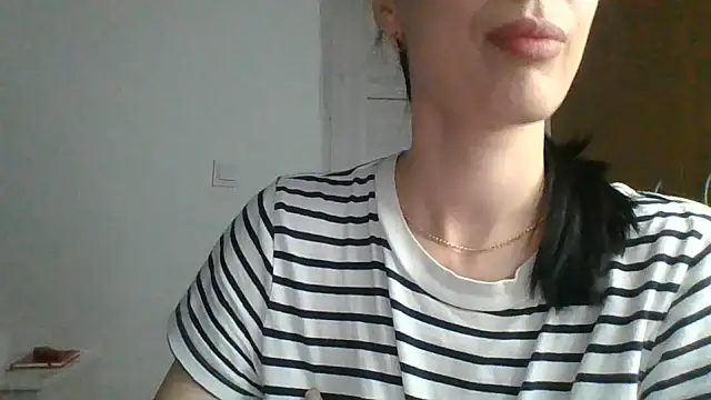 _MiaFlame_ webcam