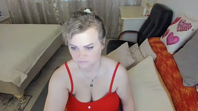 Watch MildMature live on EroticFlix - High definition streams