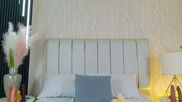 Carrie_GB webcam