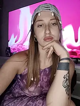 Susiee_Redd webcam