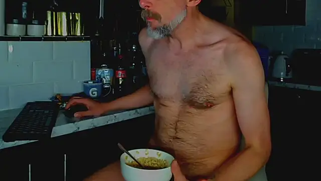 your-new-hoT-uncle webcam