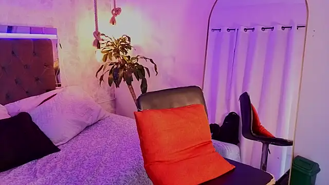 dave_eliot (M twink) - suck toes