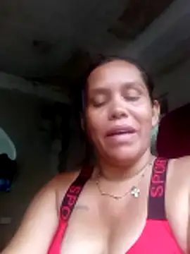 alexandra-queen webcam
