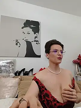RebeccaNoble webcam