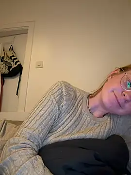 Watch jannis1992 live on EroticFlix - High definition streams