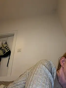 Watch jannis1992 live on EroticFlix - High definition streams