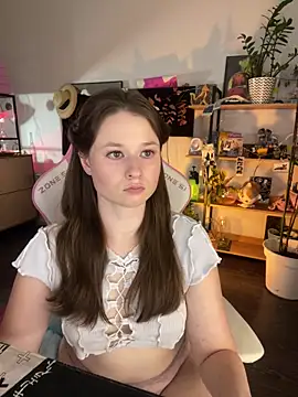 sweetest_pie live cam room