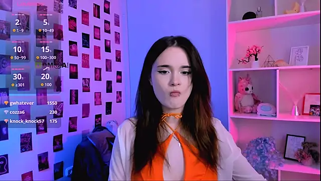 liana_kisses (F teen) - handbra
