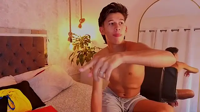 dave_eliot (M twink) - suck toes