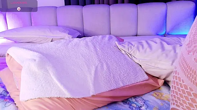 sweetieluna01 webcam