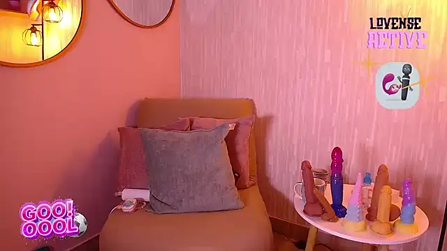 Kitty_madness live cam on StripChat