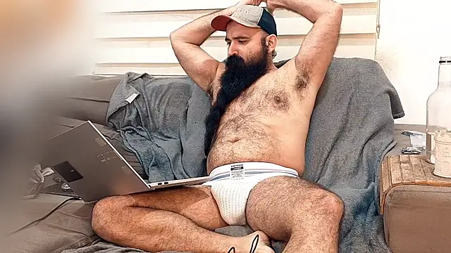 Barba_Negra_Fumador
