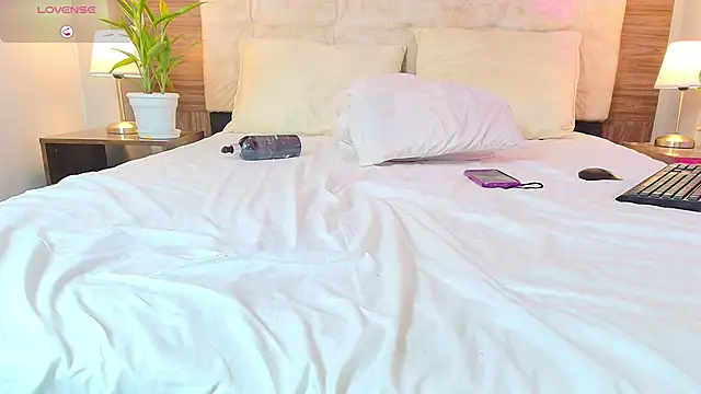 Anni_12 live cam on StripChat